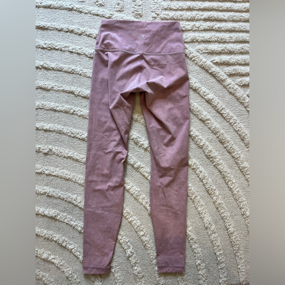 EUC Lululemon size 4 LUXTREME leggings, dusty pink